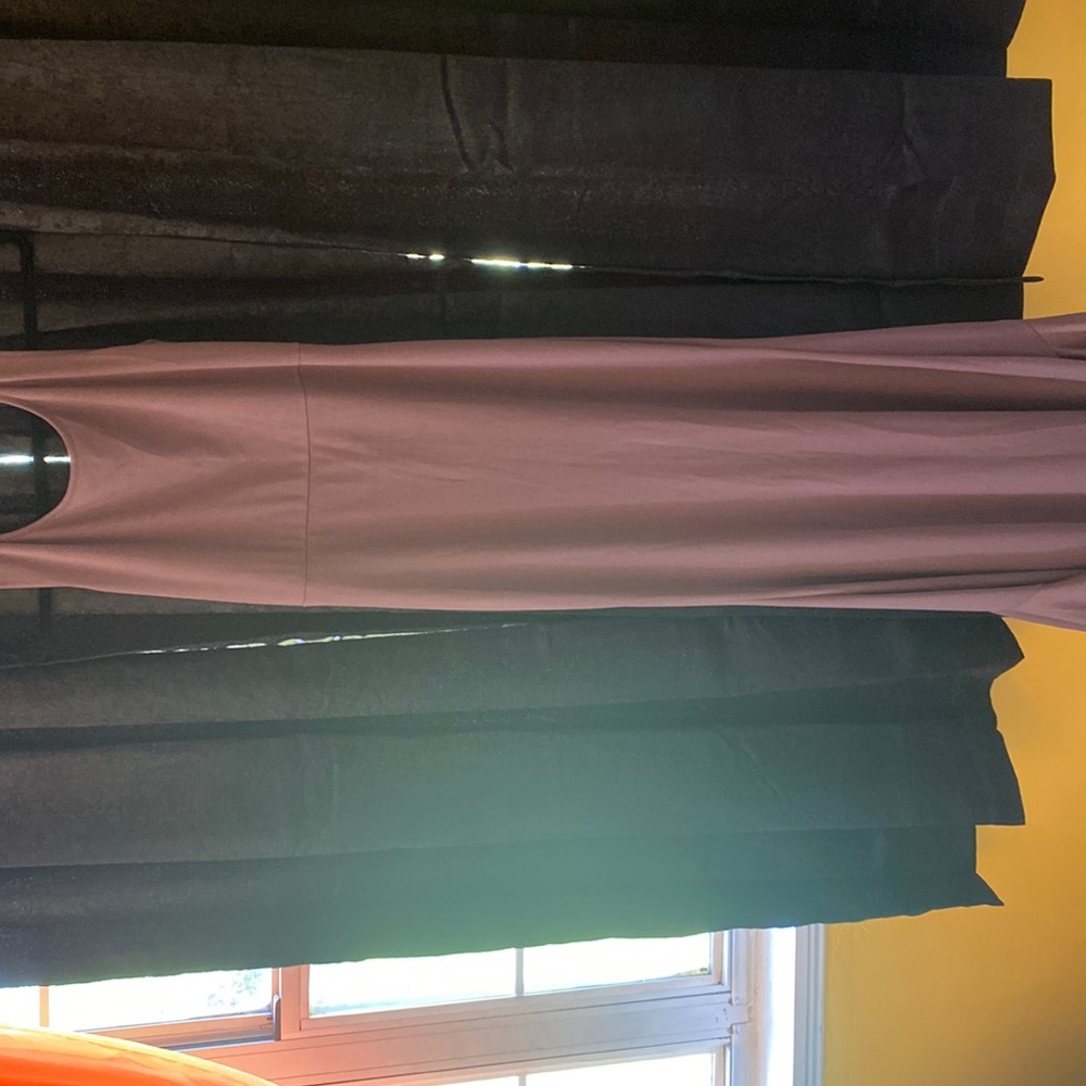 SheShow, Elegant Dress, Open back with bow Size Medium